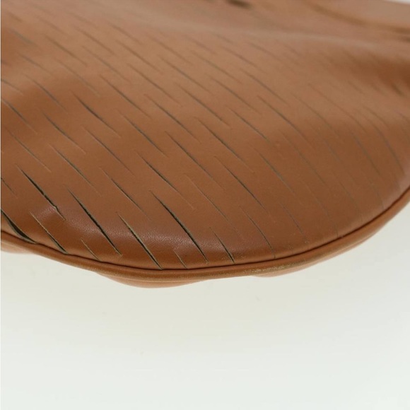 FLASH SALE🔥🔥100% AUTHENTIC FENDI SHOULDER BAG W/COA💗💗💗 - Picture 6 of 12